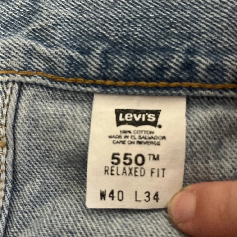 Vintage Levis 550 Jeans Mens 38x34 Relaxed Fit Blue Denim Light Wash Y2K